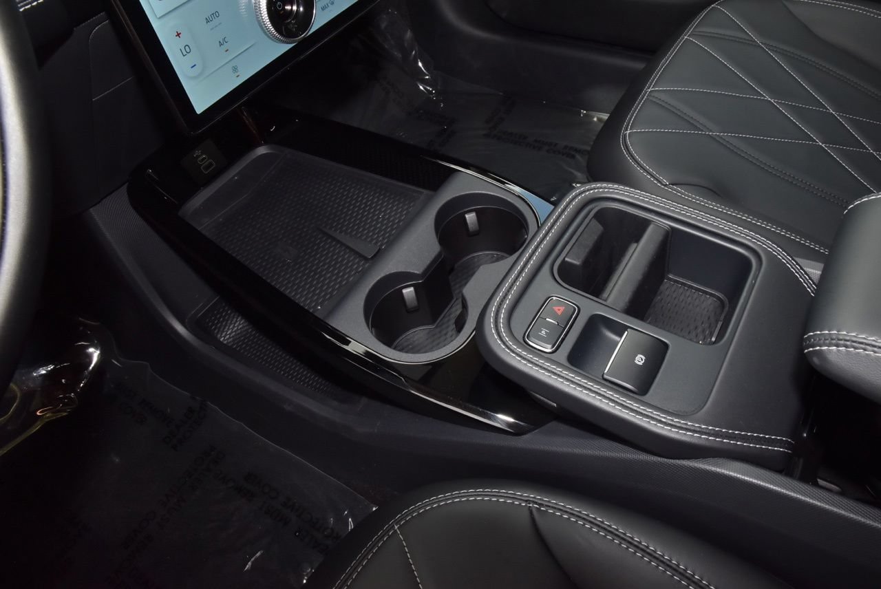 Certified 2025 Ford Mustang Mach-E Select AWD/4WD image 30