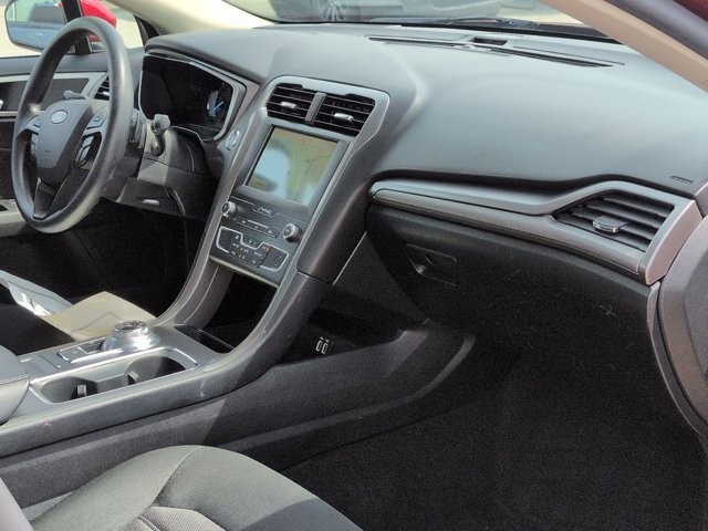 Certified 2019 Ford Fusion SE image 22