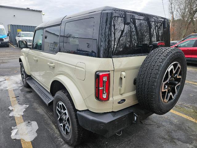 Certified 2025 Ford Bronco Outer Banks AWD/4WD image 4