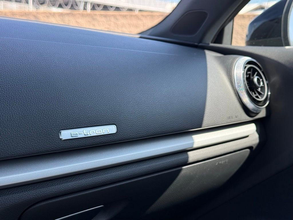 Used 2018 Audi A3 e-tron Premium w/ Sport Package FWD image 8