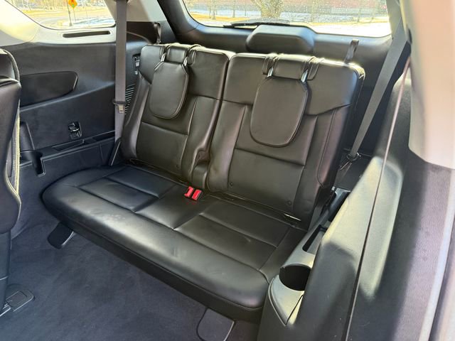 Certified 2022 Ford Explorer XLT w/ Equipment Group 202A image 7