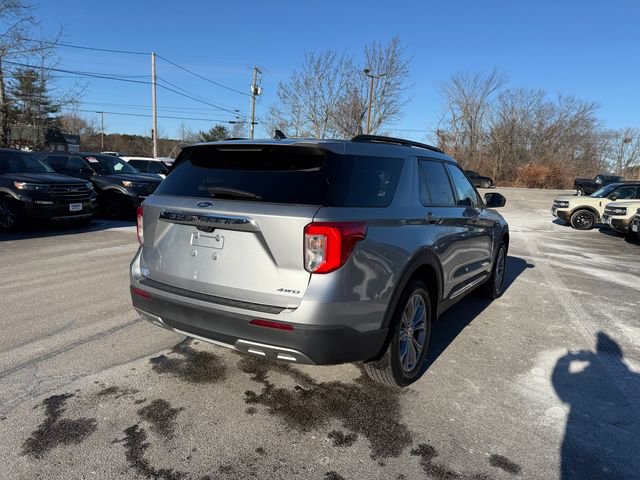 Certified 2022 Ford Explorer XLT w/ Equipment Group 202A image 14