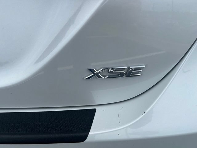 Used 2024 Toyota Camry XSE FWD image 8