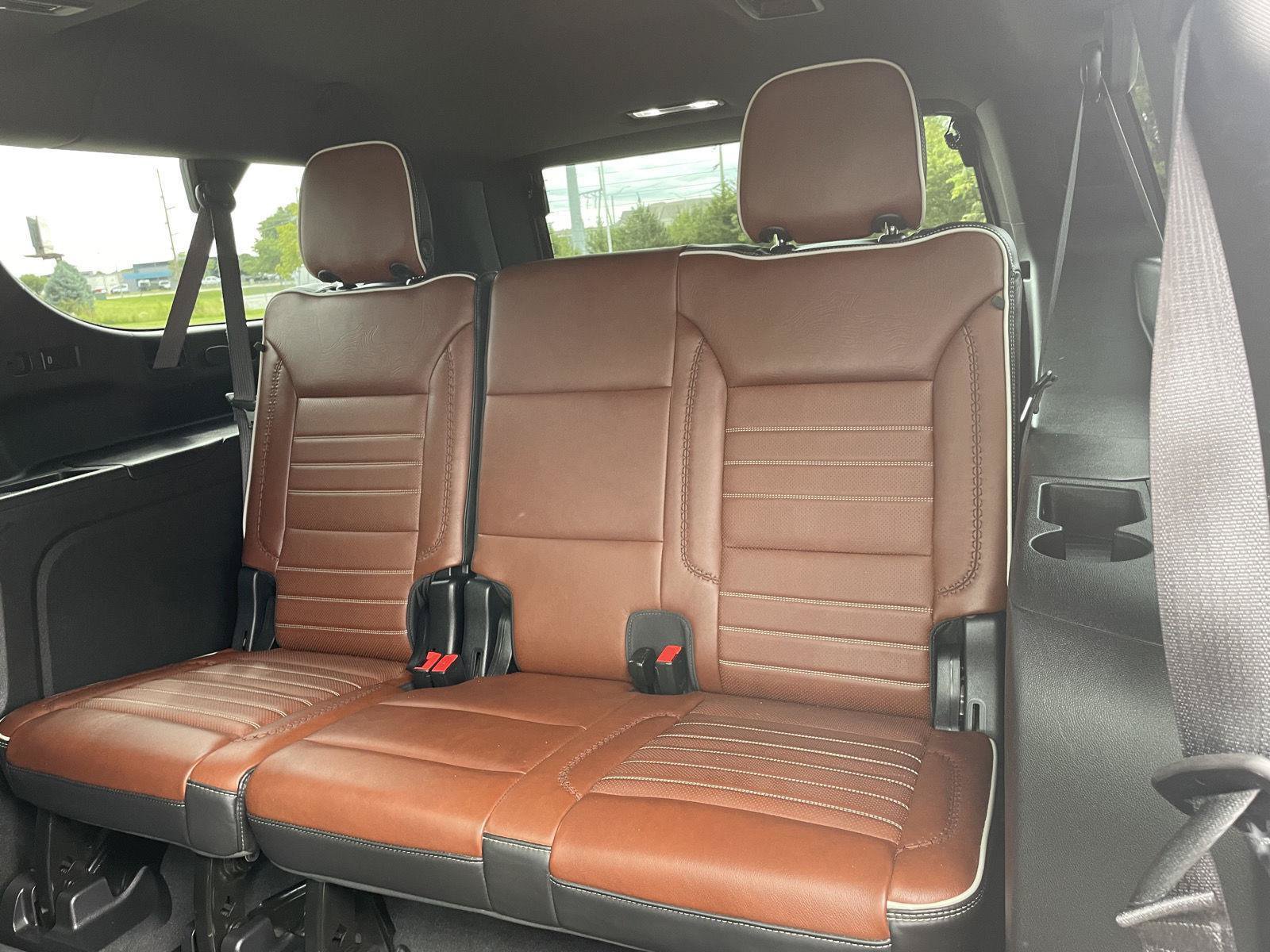 Used 2024 GMC Yukon XL Denali Ultimate AWD/4WD image 23