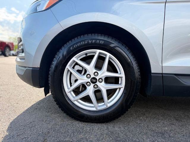 Certified 2023 Ford Edge SEL AWD/4WD image 3