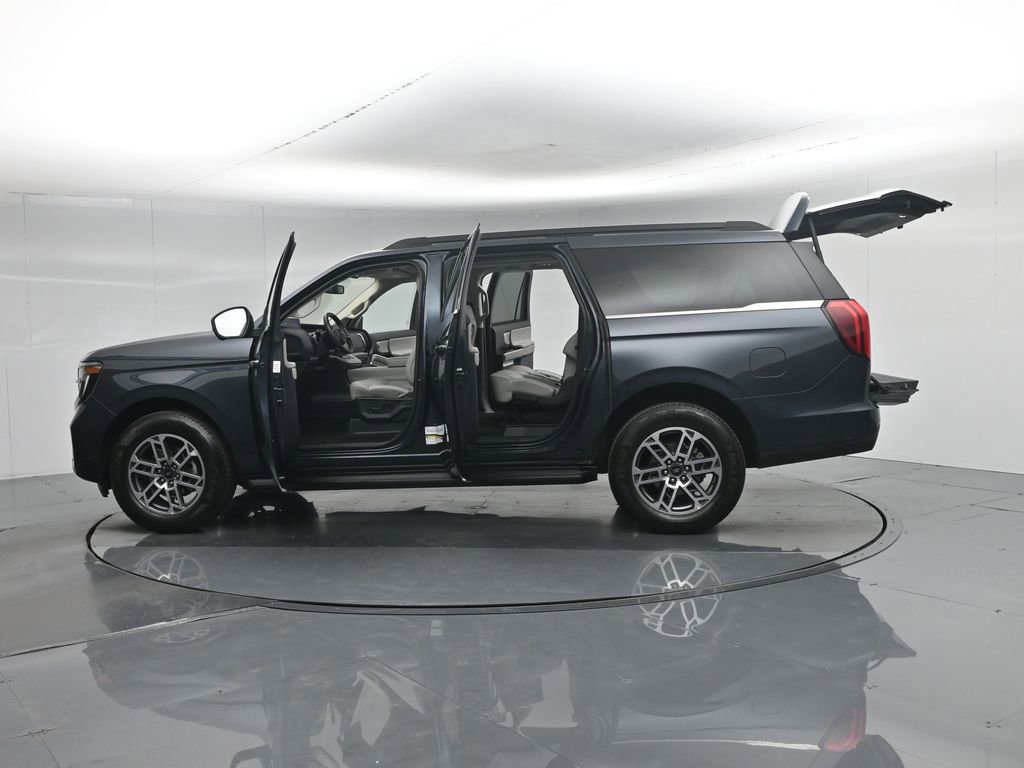 Certified 2025 Ford Expedition Max Active RWD image 42