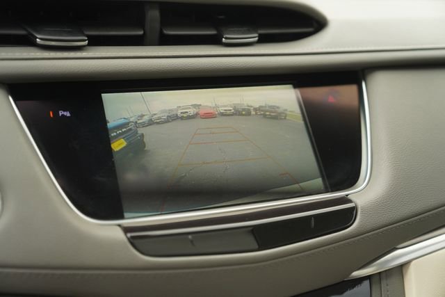 Used 2018 Cadillac XT5 Luxury w/ Driver Awareness Package FWD image 28