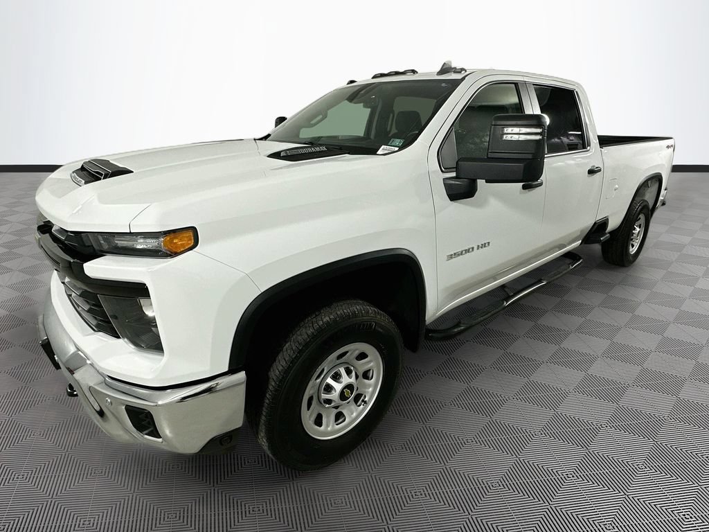 Used 2025 Chevrolet Silverado 3500 W/T w/ WT/CX Safety Package AWD/4WD image 6