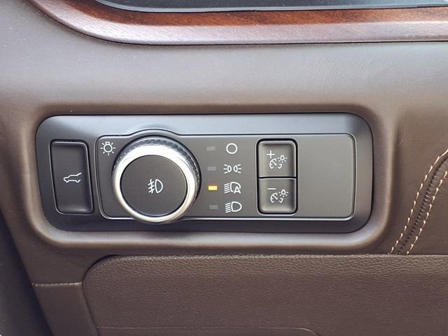 Certified 2023 Ford Explorer King Ranch w/ Technology Package AWD/4WD image 19
