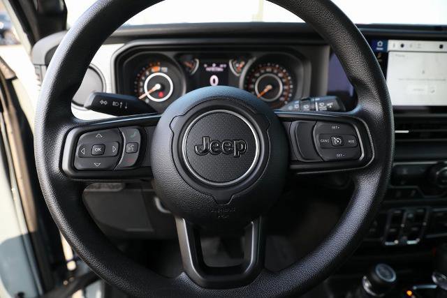 Used 2025 Jeep Wrangler Sport image 37