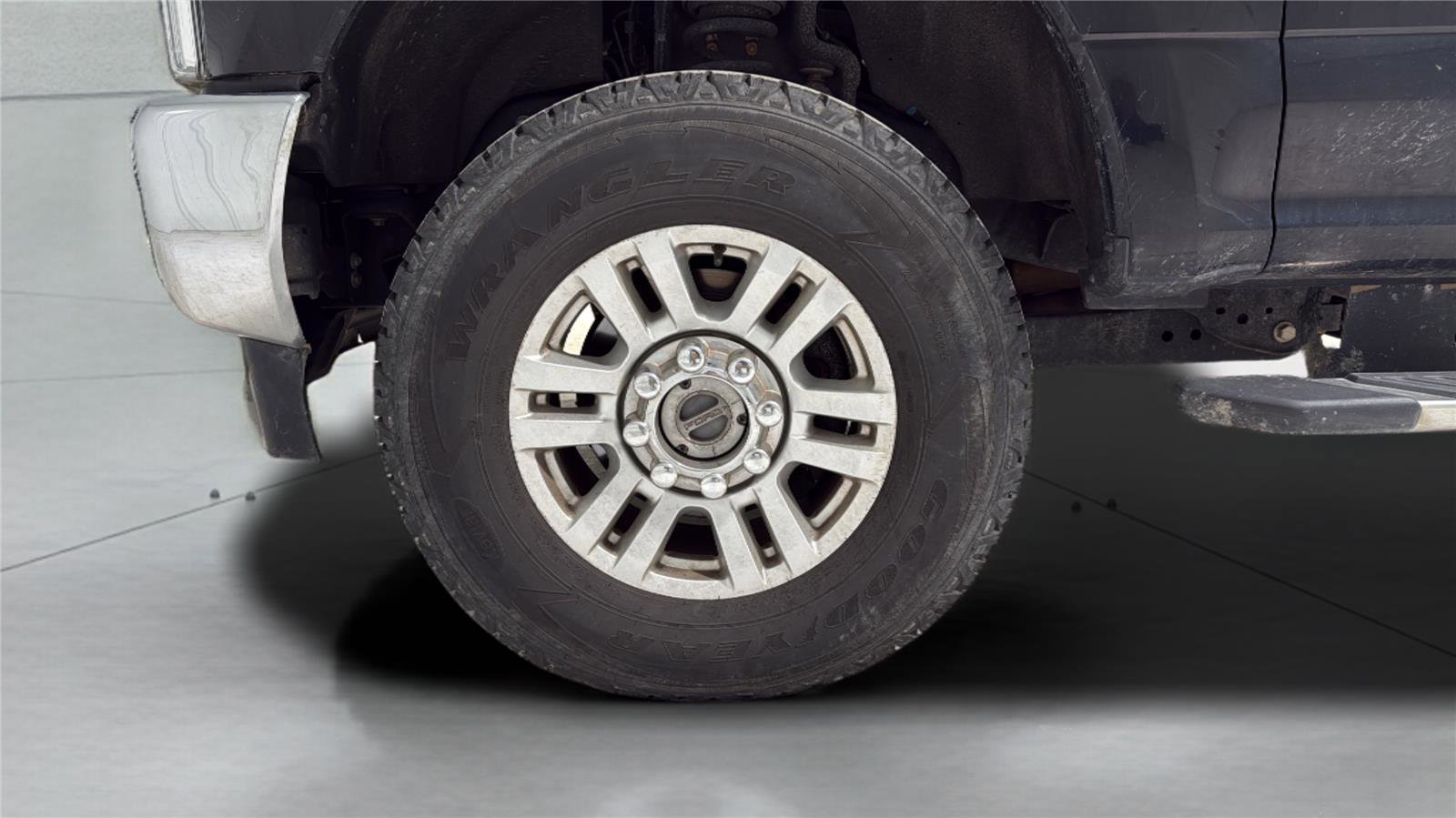 Certified 2018 Ford F250 XL w/ STX Appearance Package image 24