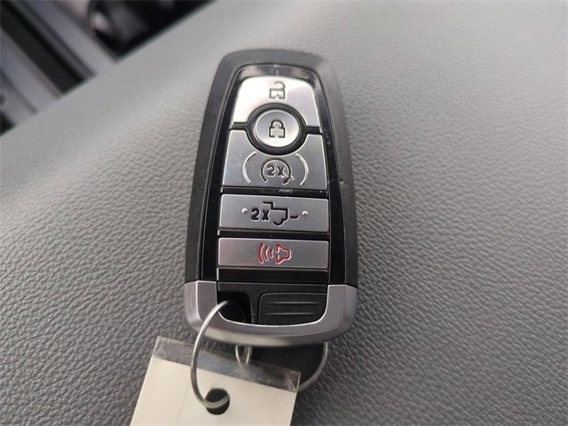 Certified 2022 Ford F150 Lariat w/ Equipment Group 502A High image 28