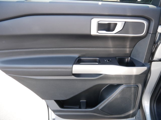 Certified 2023 Ford Explorer XLT w/ Equipment Group 202A AWD/4WD image 13