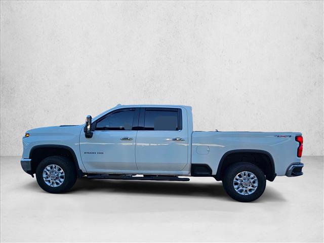 Used 2025 Chevrolet Silverado 2500 LTZ w/ LTZ Convenience Package AWD/4WD image 9