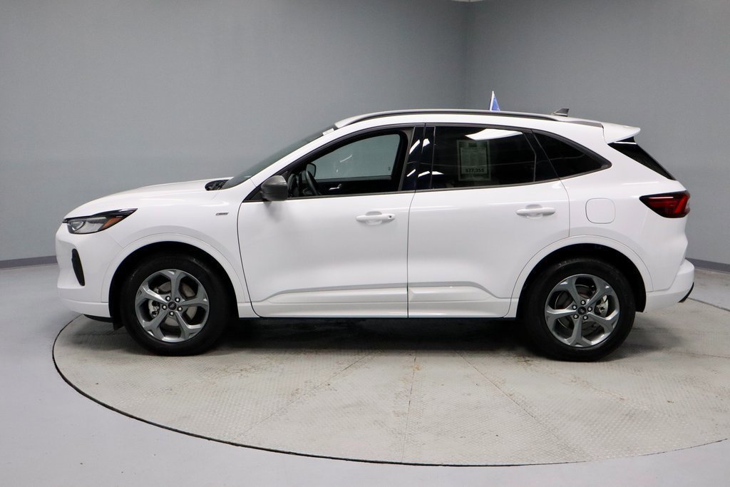 Certified 2023 Ford Escape ST-Line w/ Tech Pack #1 image 2