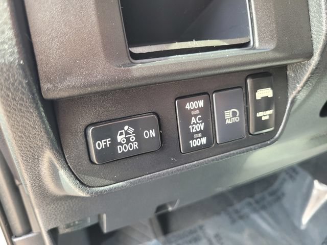 Used 2019 Toyota Tacoma TRD Off-Road AWD/4WD image 19