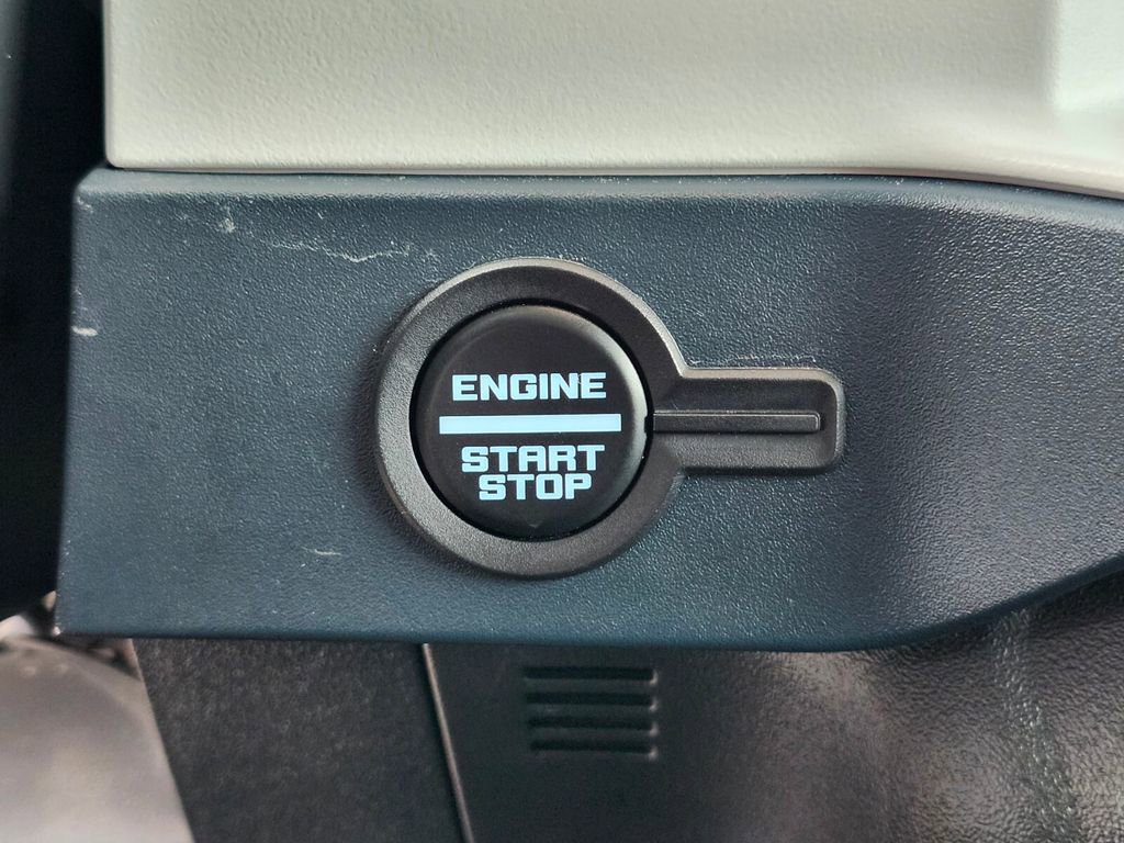 Certified 2025 Ford Bronco Heritage Edition AWD/4WD image 23