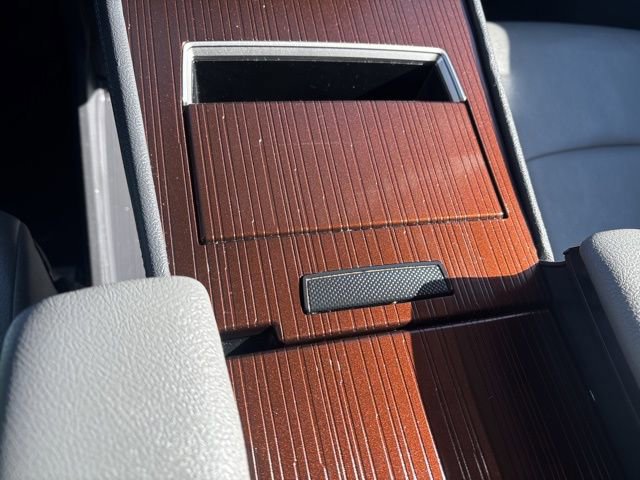 Used 2024 Toyota Sienna XLE image 20