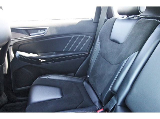 Certified 2022 Ford Edge ST image 11