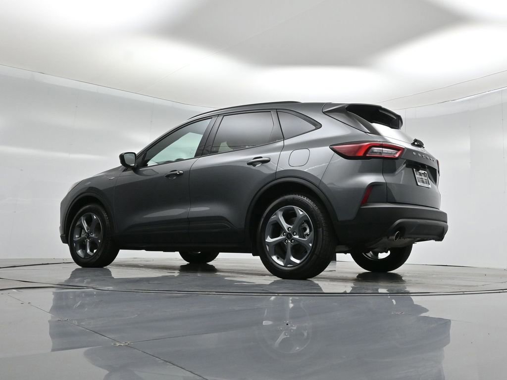 Certified 2025 Ford Escape ST-Line image 23