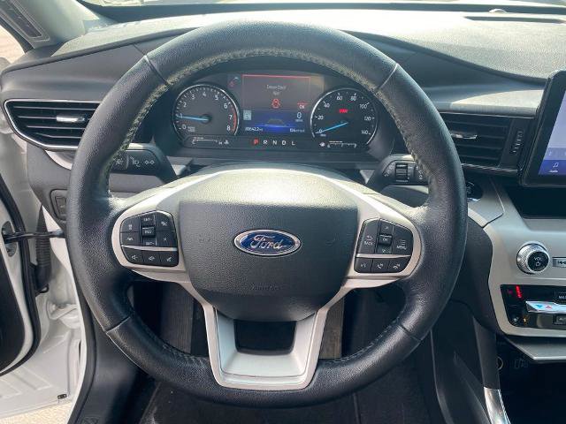 Certified 2022 Ford Explorer XLT w/ Equipment Group 202A image 12