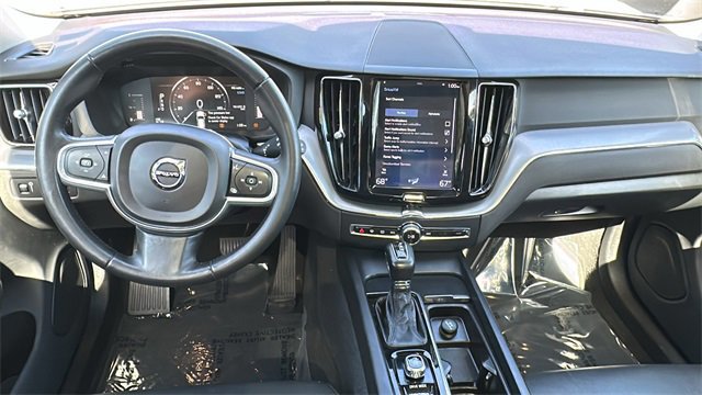 Used 2019 Volvo XC60 T5 Momentum image 22