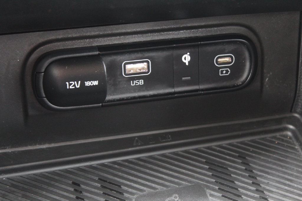 Used 2023 Kia Sportage SX FWD image 19