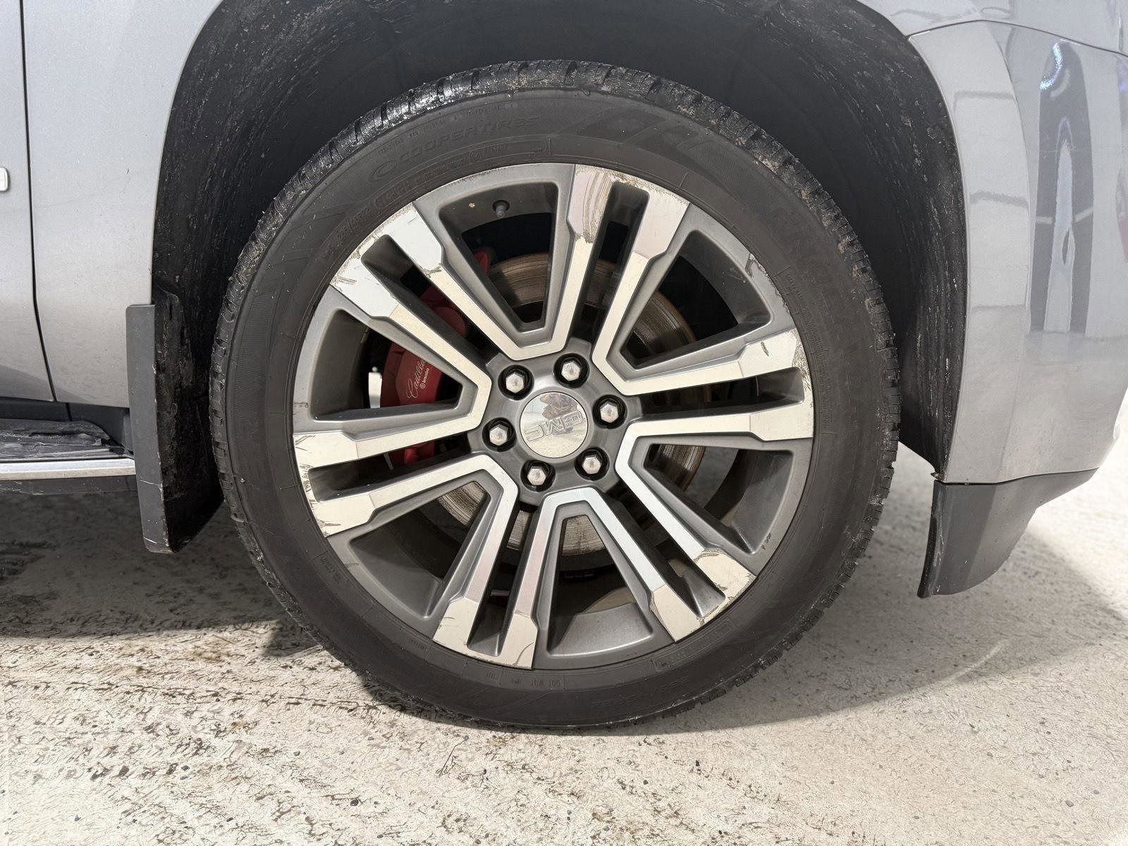 Used 2019 GMC Yukon Denali w/ Open Road Package image 26