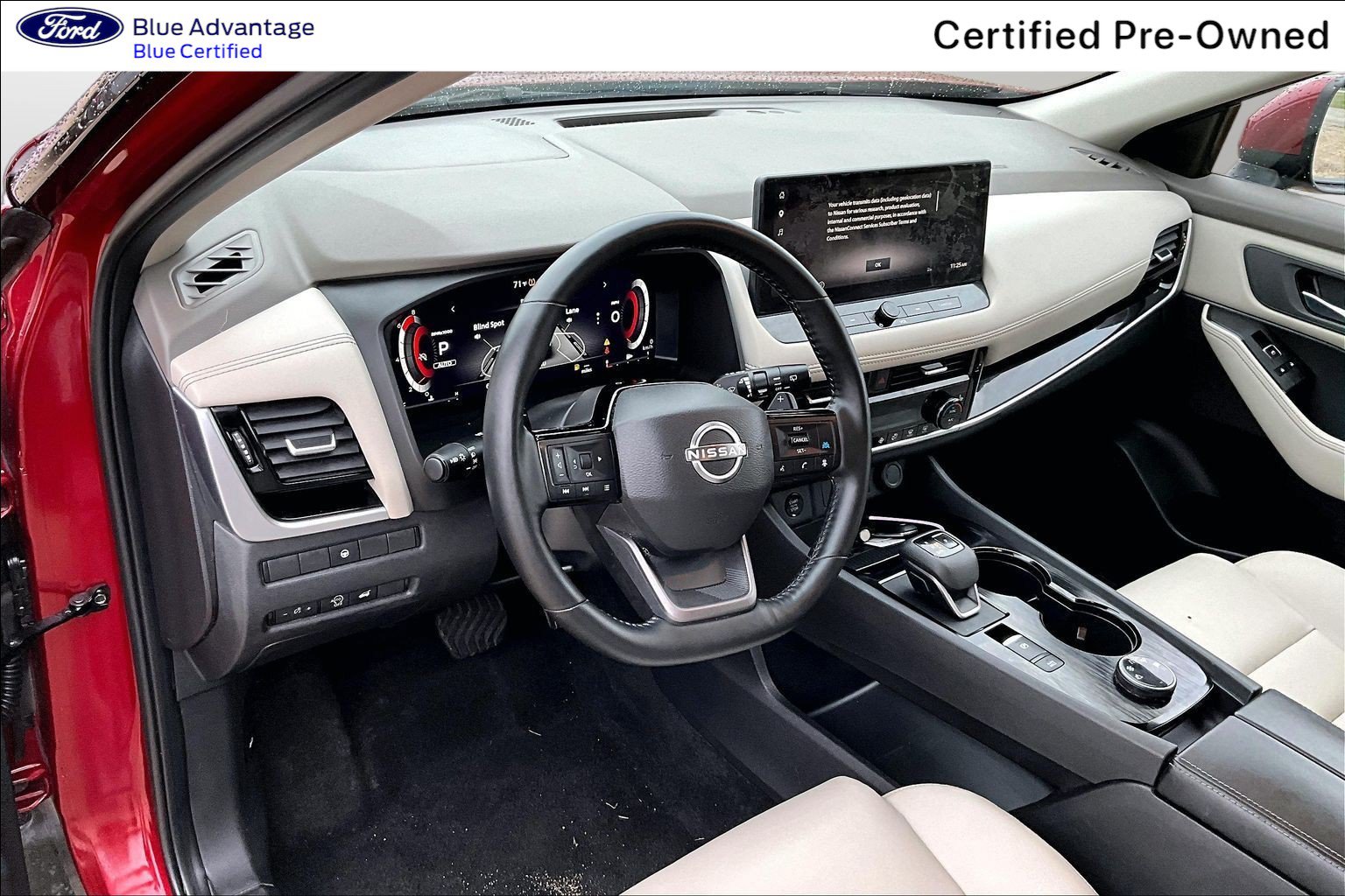 Used 2025 Nissan Rogue SL AWD/4WD image 20