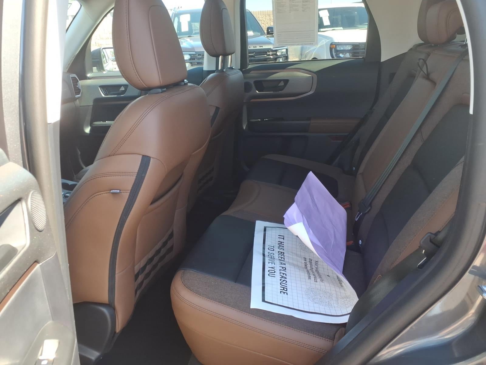 Certified 2025 Ford Bronco Sport Outer Banks w/ Outer Banks Tech Package+ AWD/4WD image 17