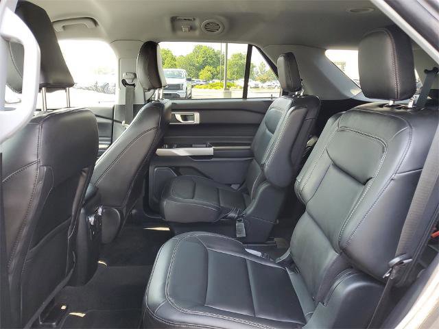 Certified 2022 Ford Explorer XLT w/ Equipment Group 202A image 24