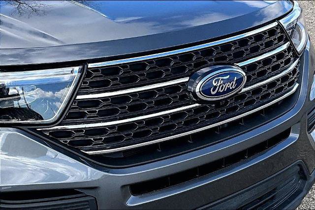 Certified 2023 Ford Explorer XLT AWD/4WD image 28