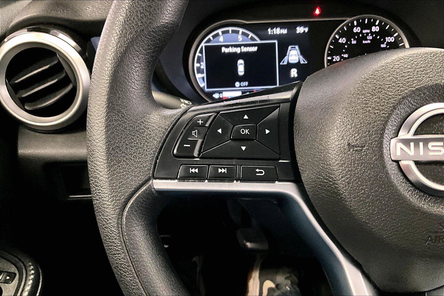 Used 2023 Nissan Versa SV image 17