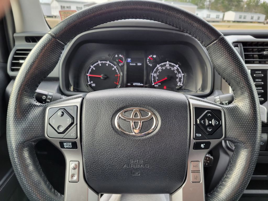 Used 2024 Toyota 4Runner SR5 Premium image 31