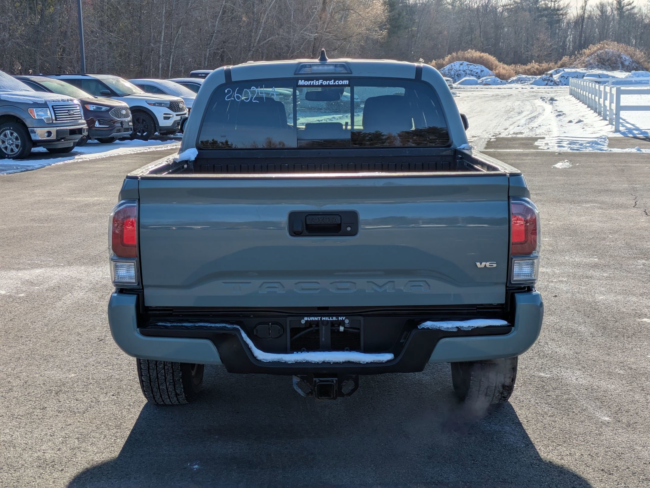 Used 2022 Toyota Tacoma TRD Sport image 4