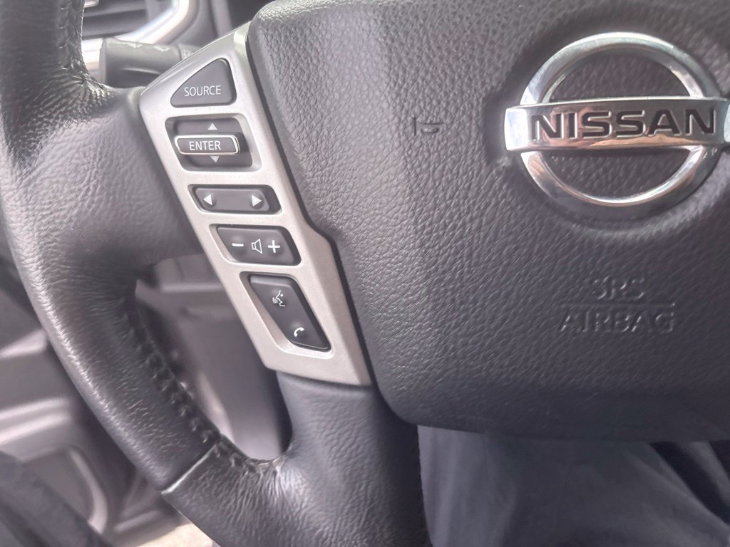 Used 2021 Nissan Titan SV w/ SV Convenience Package AWD/4WD image 24