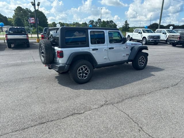 Used 2024 Jeep Wrangler Unlimited Rubicon AWD/4WD image 39