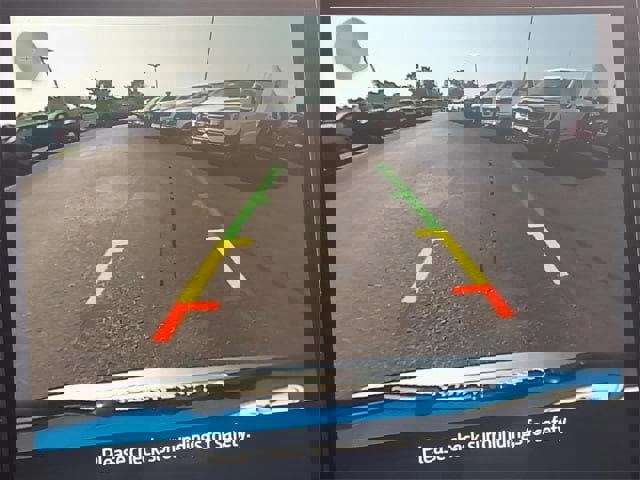 Certified 2024 Ford Edge SE w/ Black Appearance Package image 16