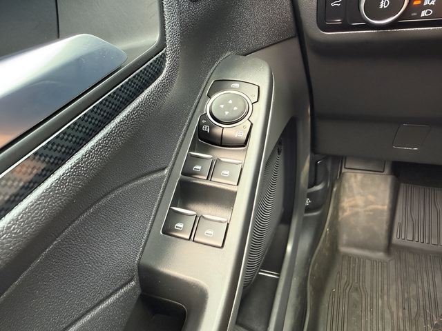 Certified 2023 Ford Escape ST-Line Elite w/ Premium Technology Package AWD/4WD image 25