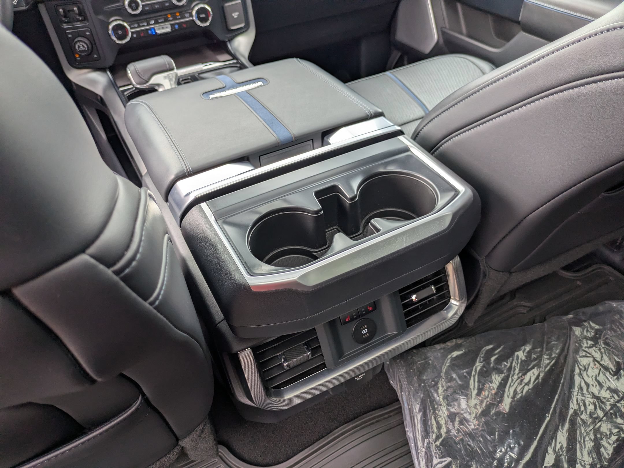 Certified 2025 Ford F150 Platinum w/ Equipment Group 702A High AWD/4WD image 35