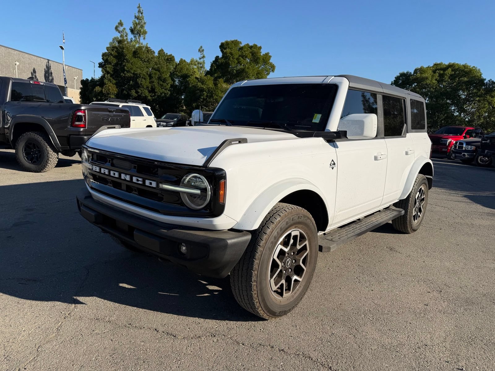 Certified 2024 Ford Bronco Outer Banks
