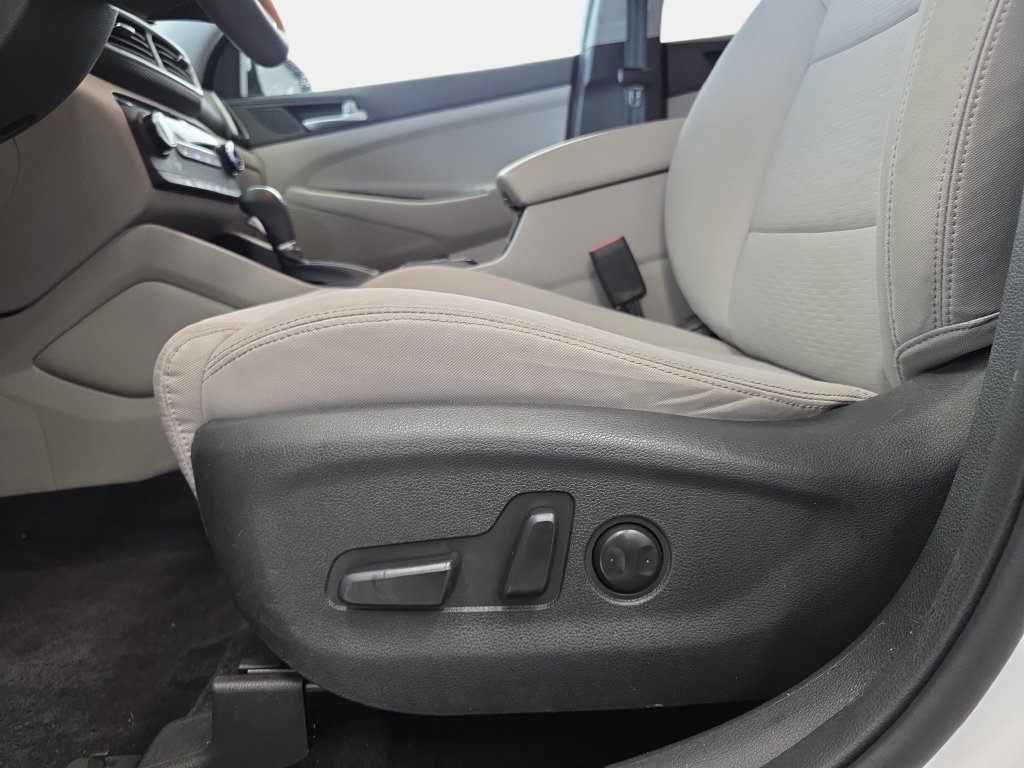 Used 2020 Hyundai Tucson Value AWD/4WD image 24