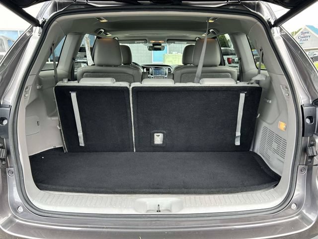 Used 2018 Toyota Highlander XLE FWD image 8