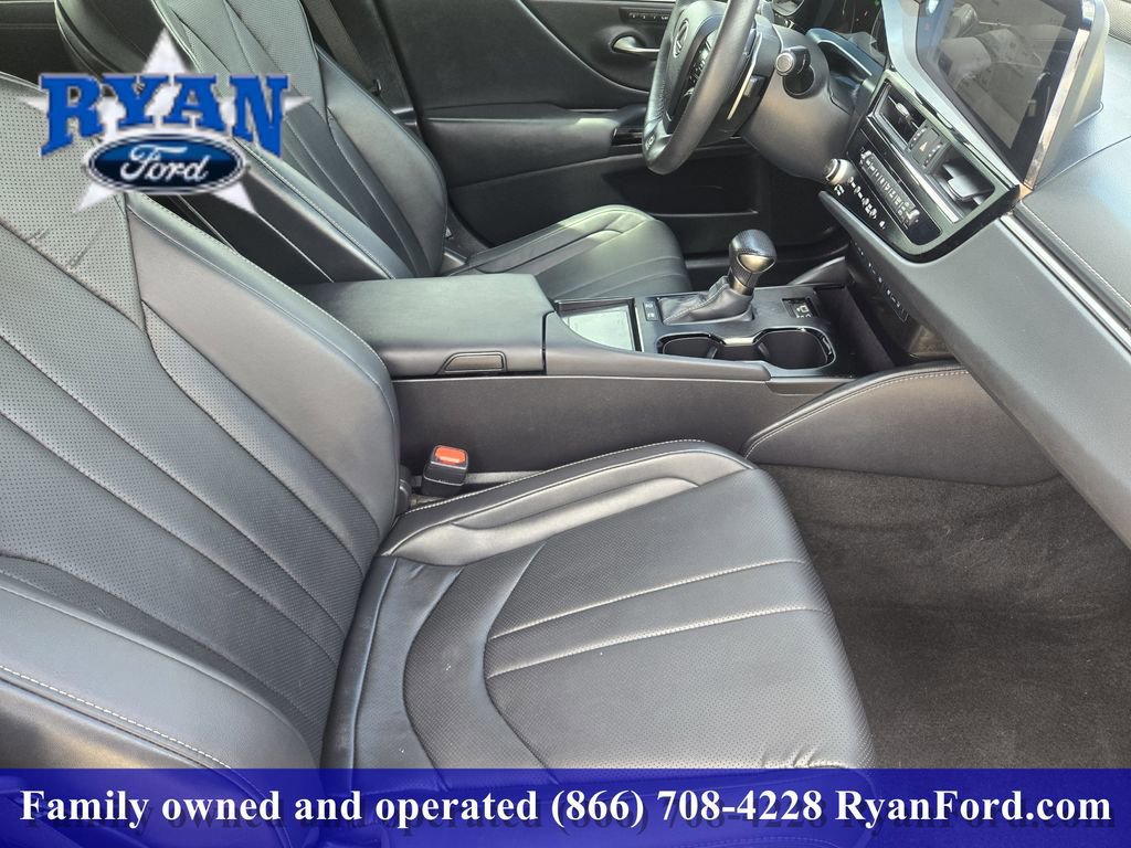 Used 2023 Lexus ES 300h F Sport w/ Accessory Package (Z2) FWD image 10