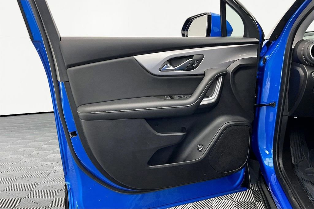 Used 2024 Chevrolet Blazer LT w/ Convenience Package image 23