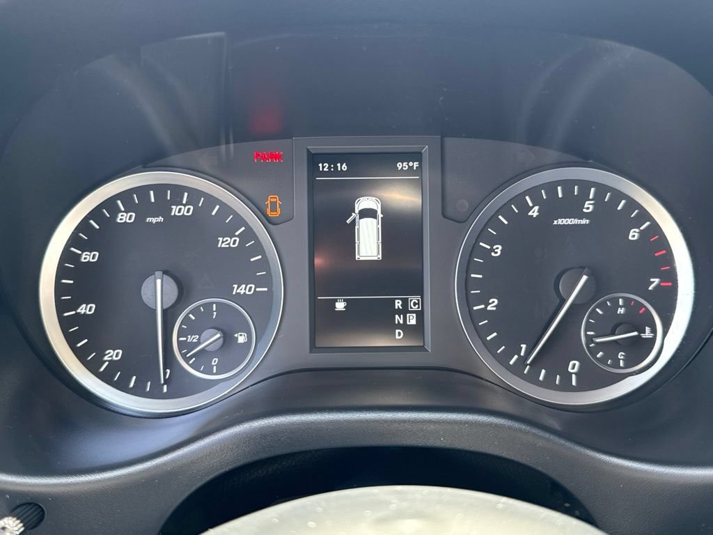 Used 2023 Mercedes-Benz Metris Passenger image 28