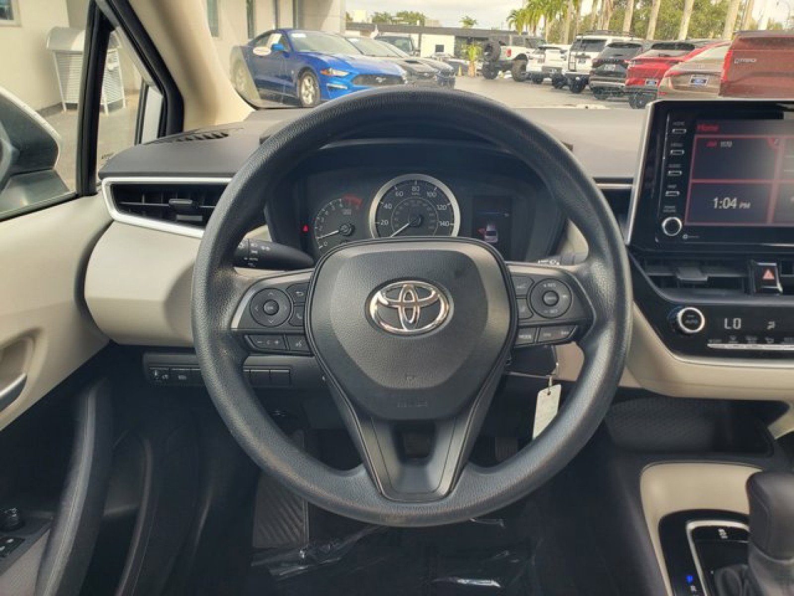 Used 2021 Toyota Corolla LE image 15