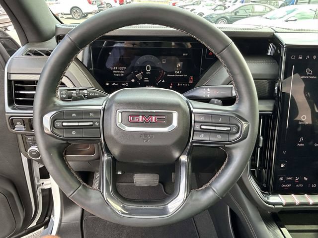 Used 2025 GMC Yukon AT4 w/ AT4 Premium Package AWD/4WD image 7