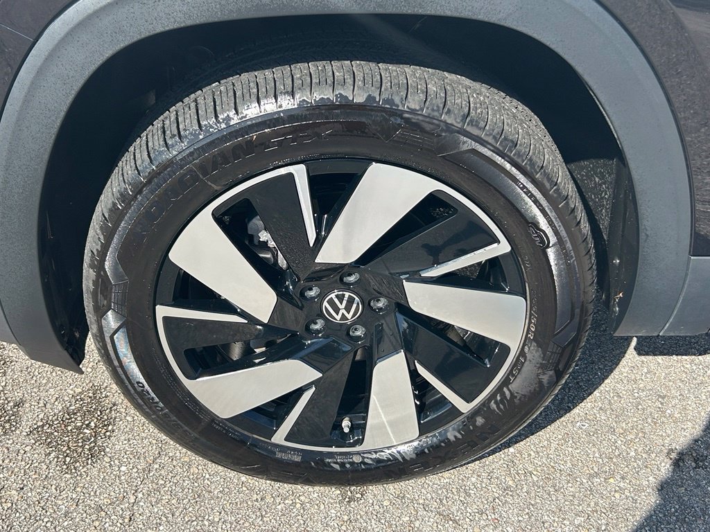 Used 2026 Volkswagen Atlas Cross Sport SE FWD image 16