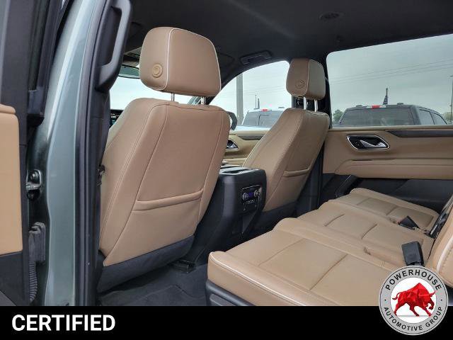 Used 2024 Chevrolet Suburban Premier image 15